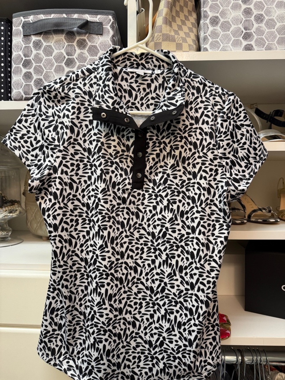 Chico's Black & White Leaf-Print Button Down Polo